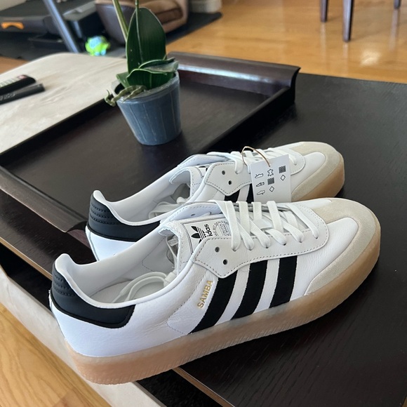Adidas Sambae white/black/ gum sole